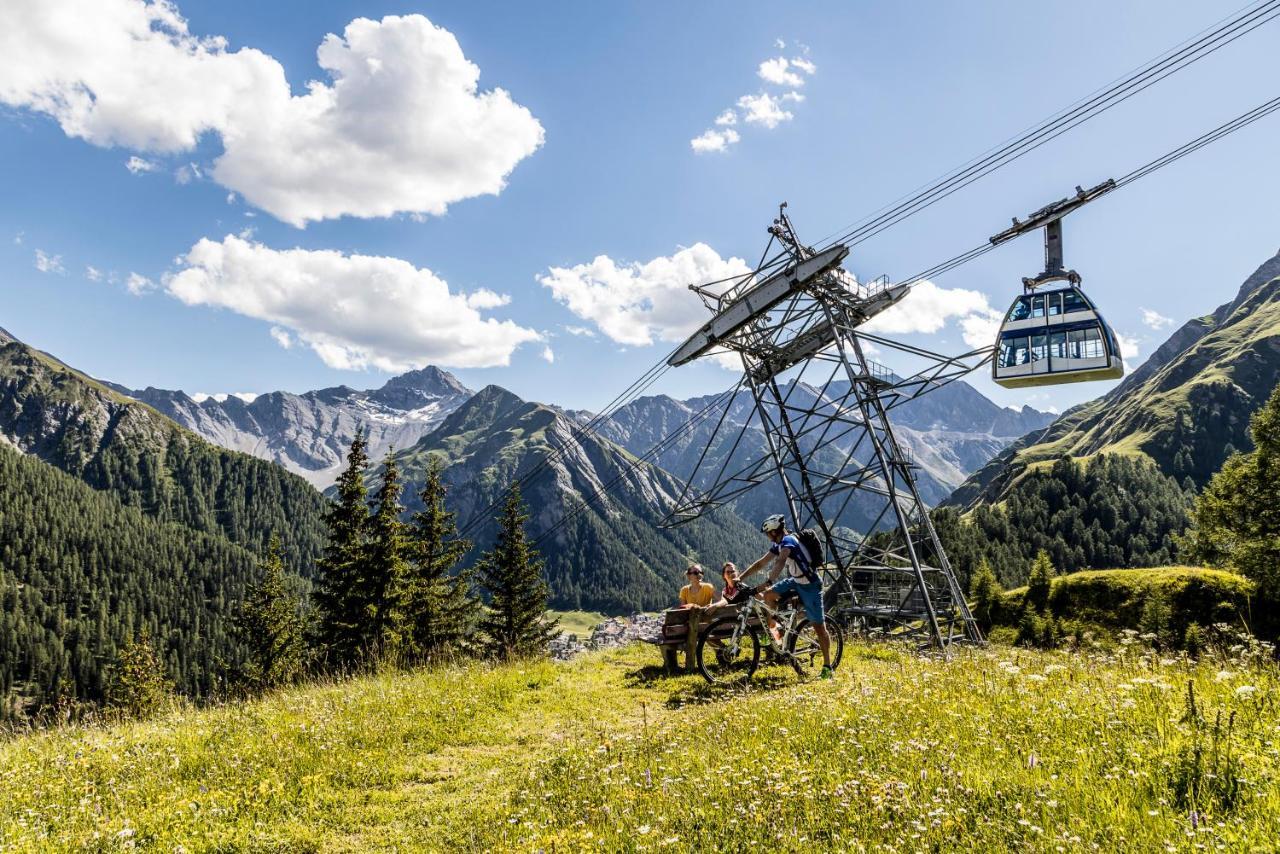 Avero Lodge Самнаун Екстериор снимка